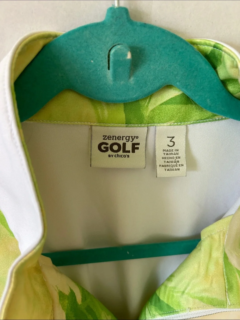 ZENERGY GOLF BY CHICOS SKORT AND TOP LIGHTWEIGHT KNIT FABRIC GREEN & YELLOW SZ X
